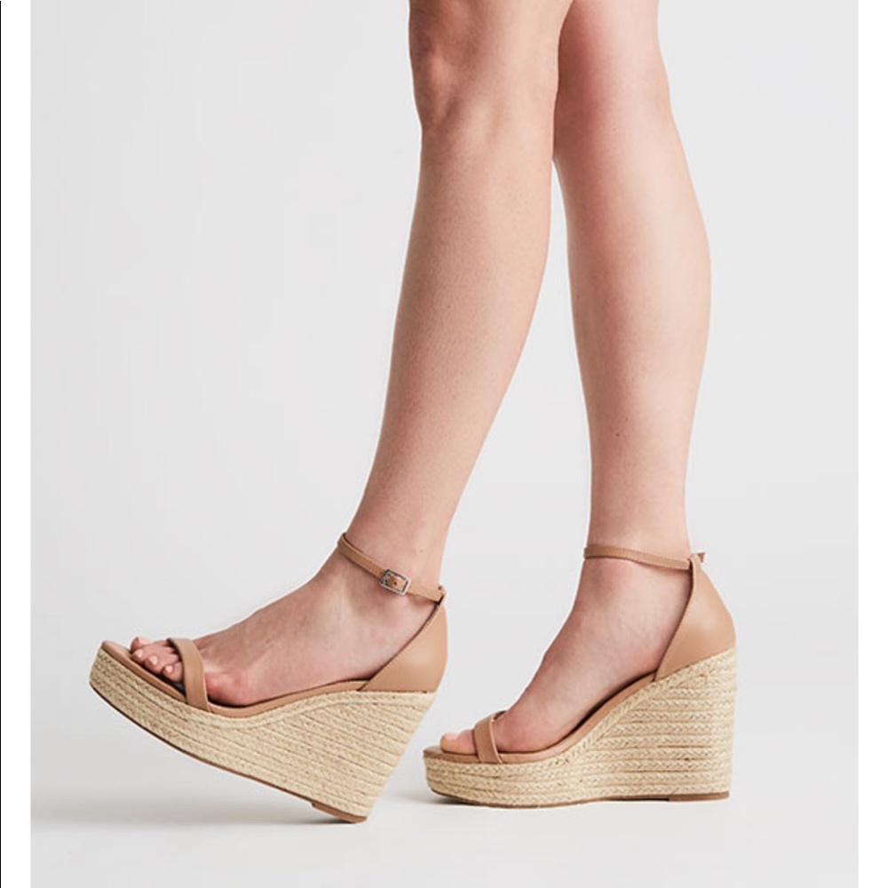 STEVE MADDEN- “Survive” Wedge Platform